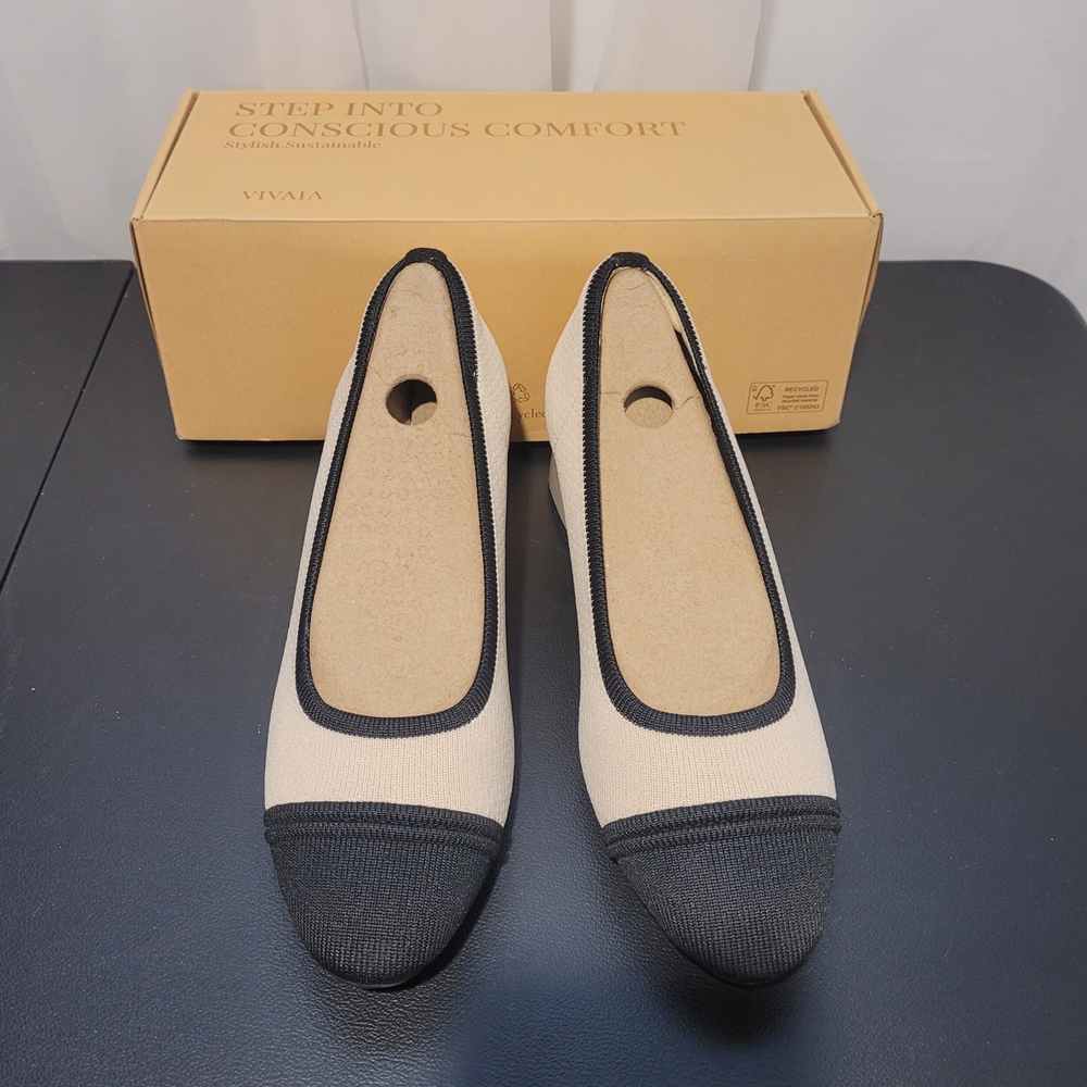 Vivaia JULIE PRO Black and Cream Round Toe Heel Size 7.5